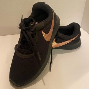 Nike Women's Black and Gold Sneakers
